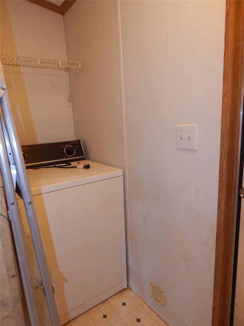 Photo of 9343 Greens Road