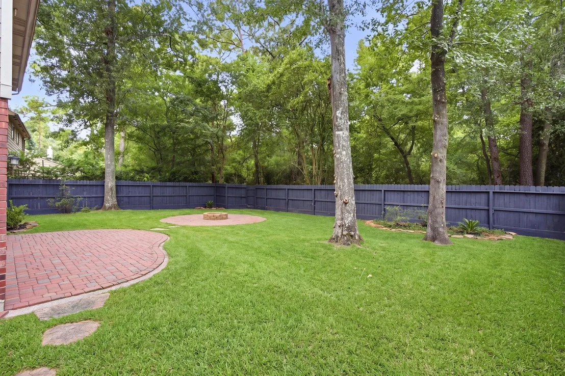 Photo of 19 Village Knoll Place