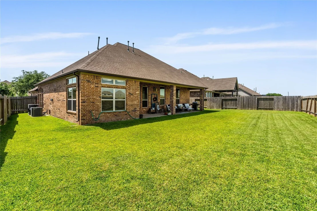 Photo of 2031 Hampton Breeze Lane