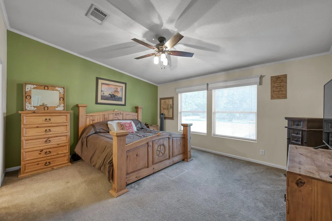 Photo of 17055 Rogers Road