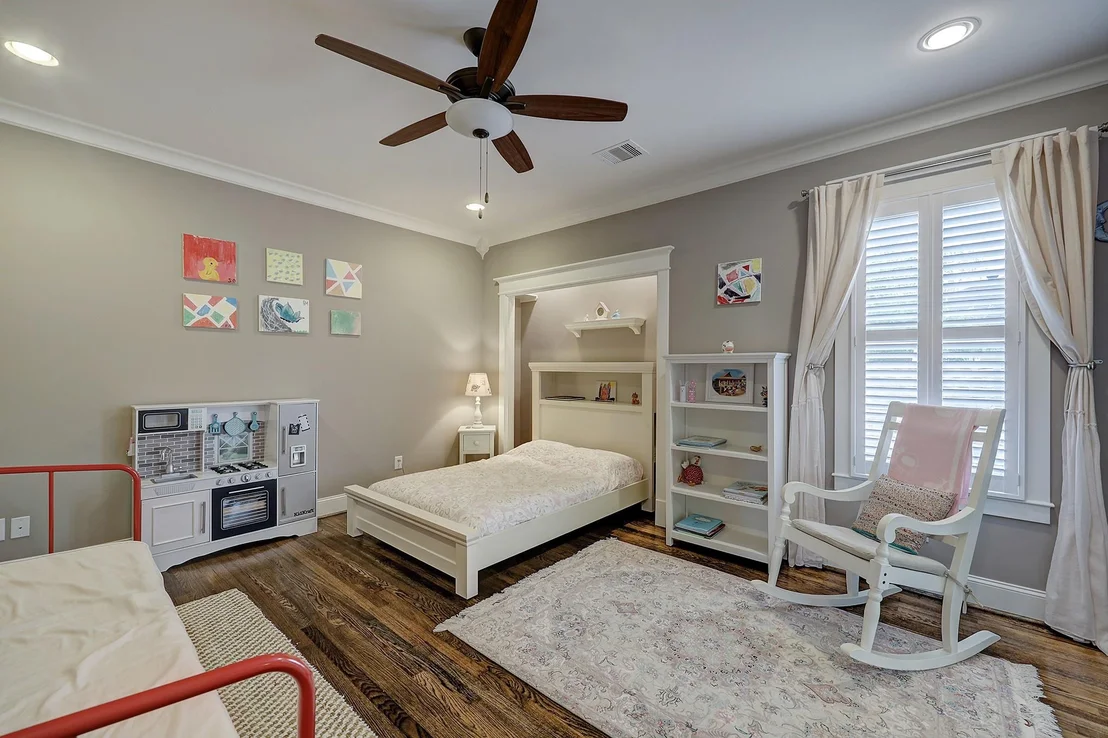 Photo of 449 W 23rd Street