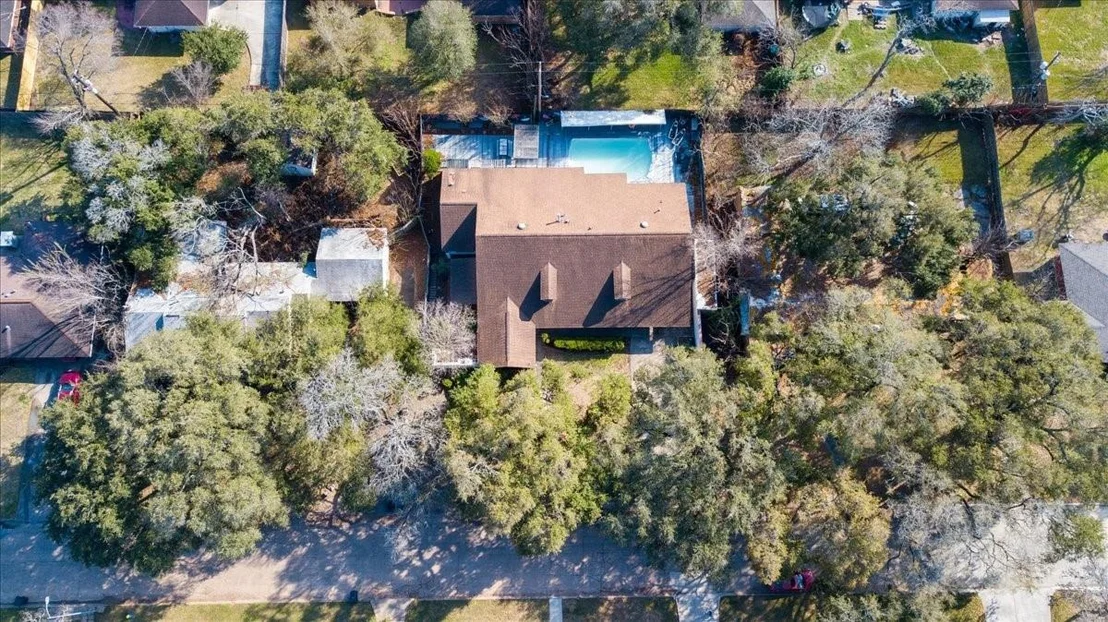 Photo of 7916 Glenview Drive