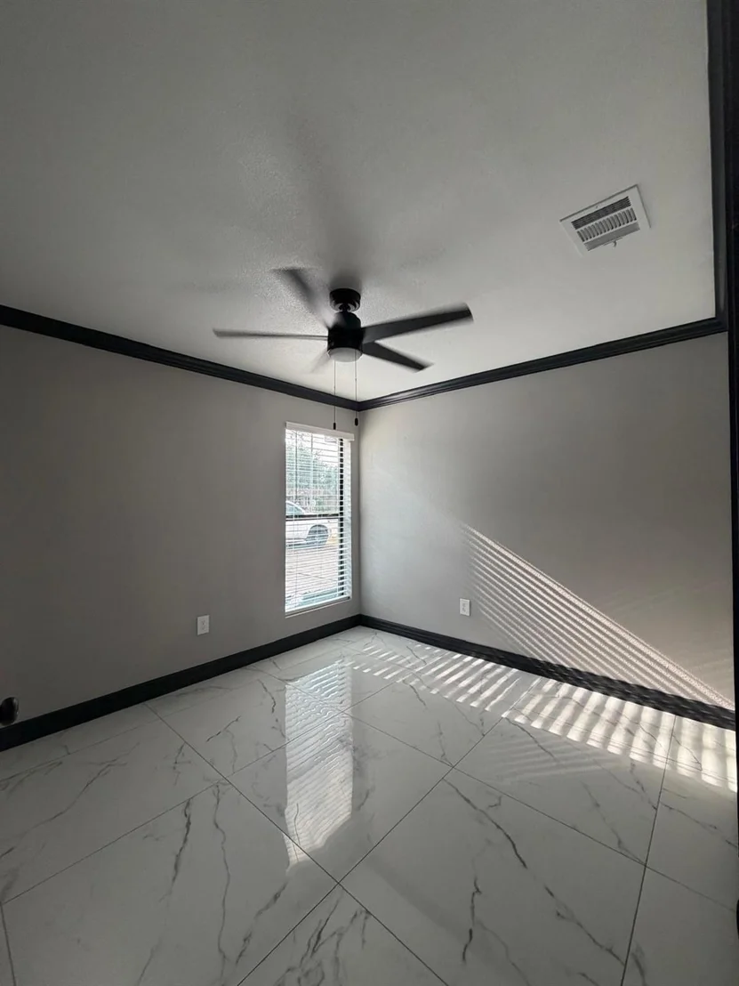 Photo of 10403 Glenkirk Drive