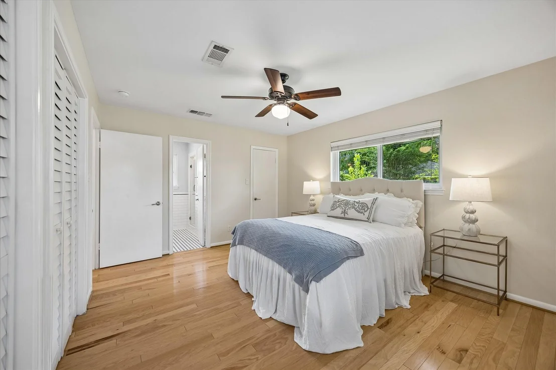 Photo of 8922 Springview Lane