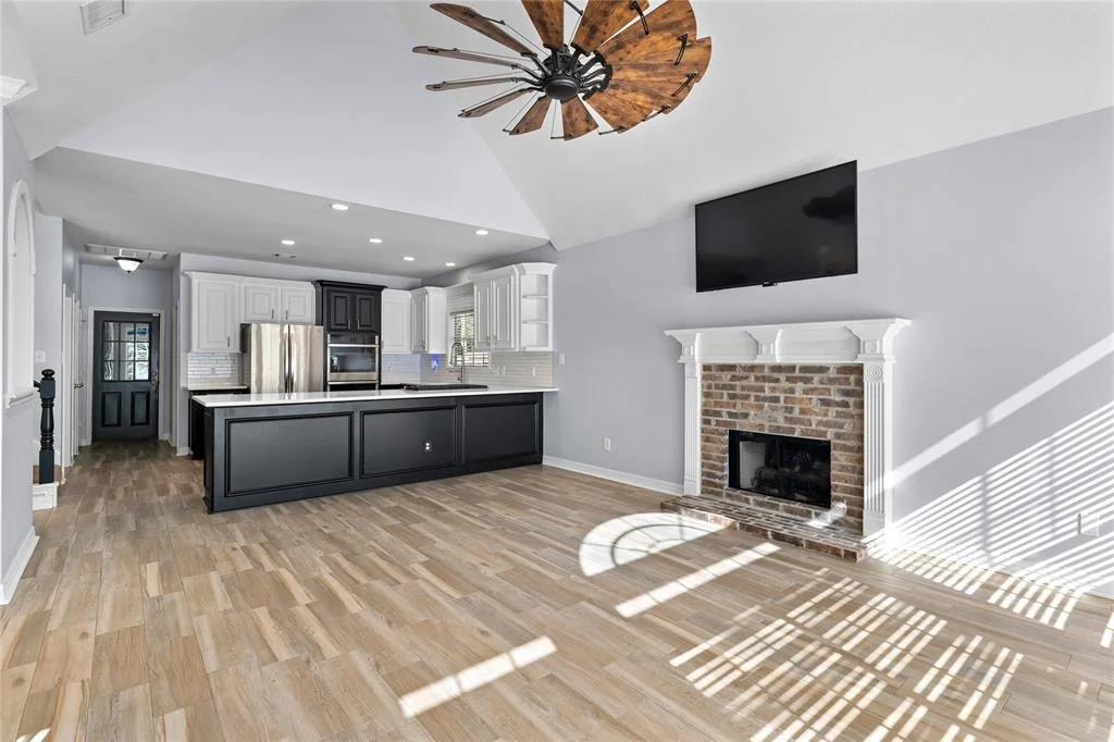 Photo of 32430 Edgewater Drive