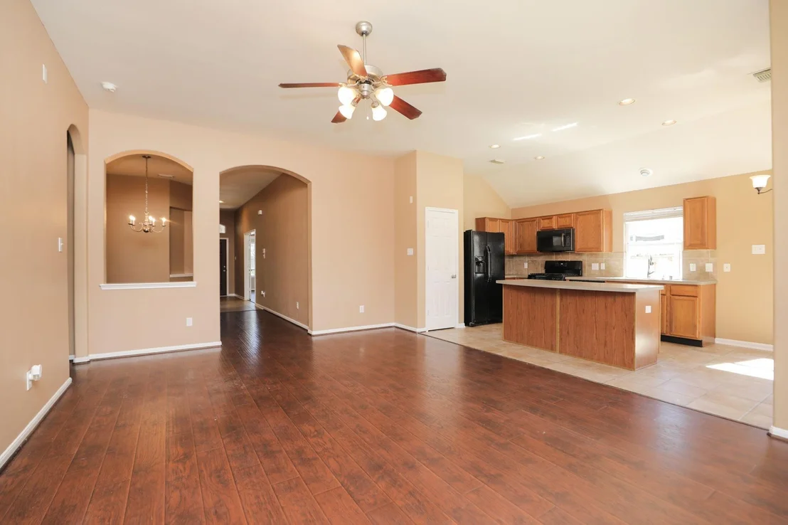 Photo of 21807 Saragosa Pond Lane