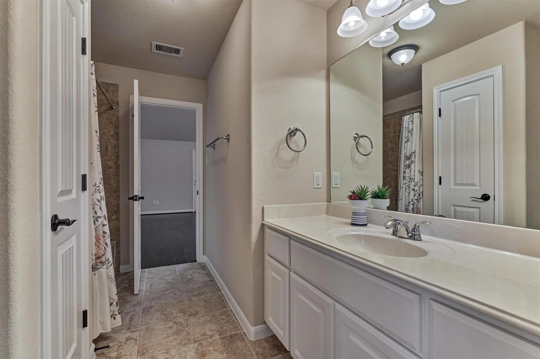 Photo of 25 Red Moon Place