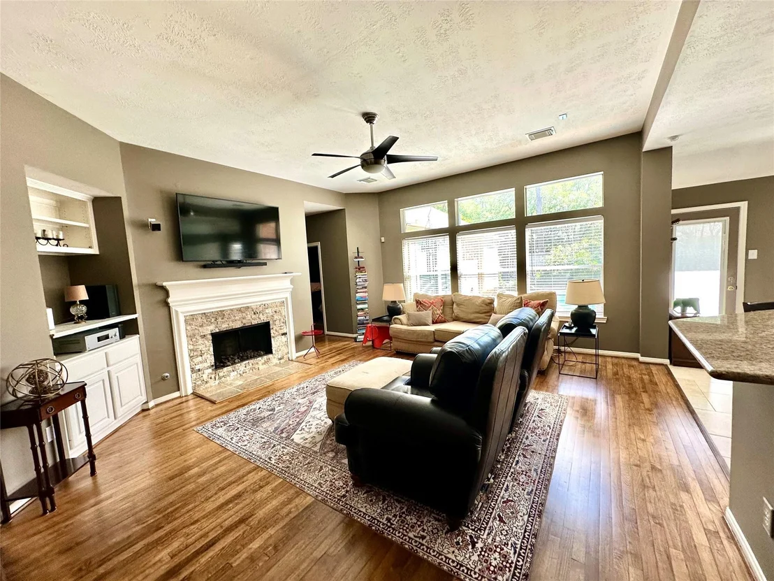 Photo of 8910 Everhart Lane
