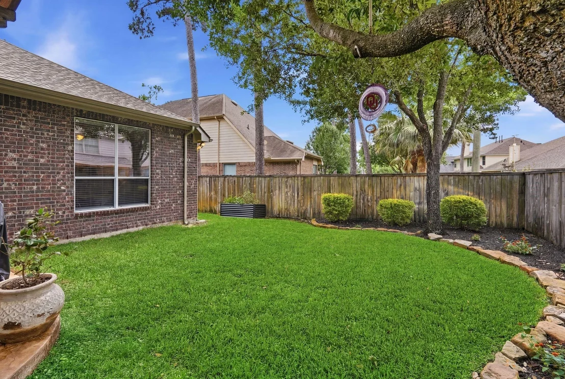 Photo of 82 S Rocky Point Circle