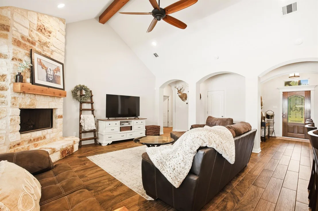 Photo of 2603 River Road