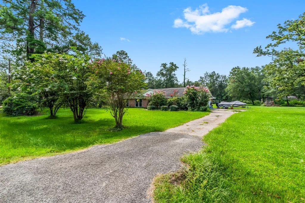Photo of 16180 Pinewood Drive