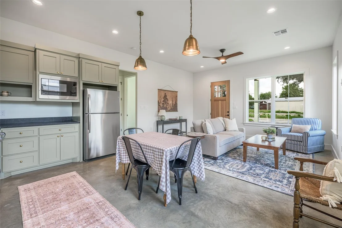 Photo of 741 Pecan Street