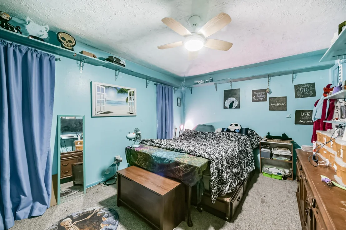 Photo of 17041 Live Oak Circle