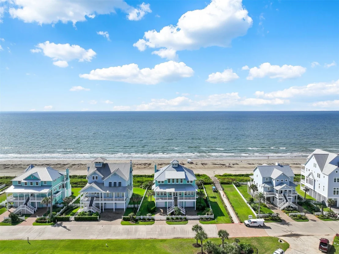 Photo of 11511 Beachside