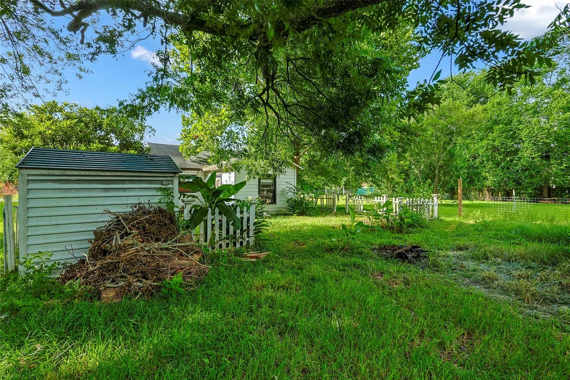 Photo of 826 Retama Street