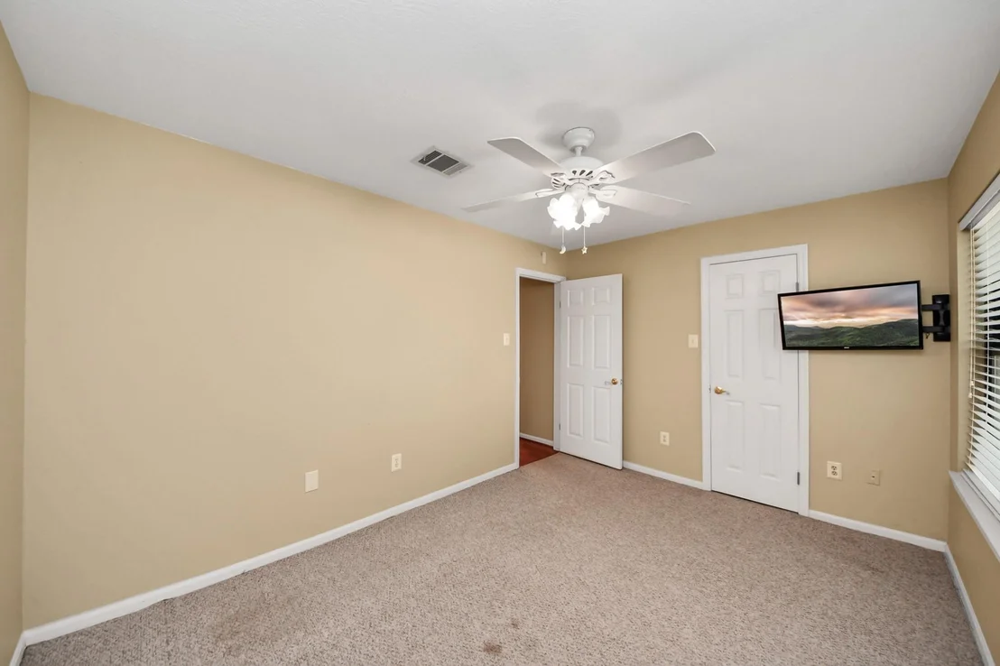 Photo of 3543 Pickwick Park Drive