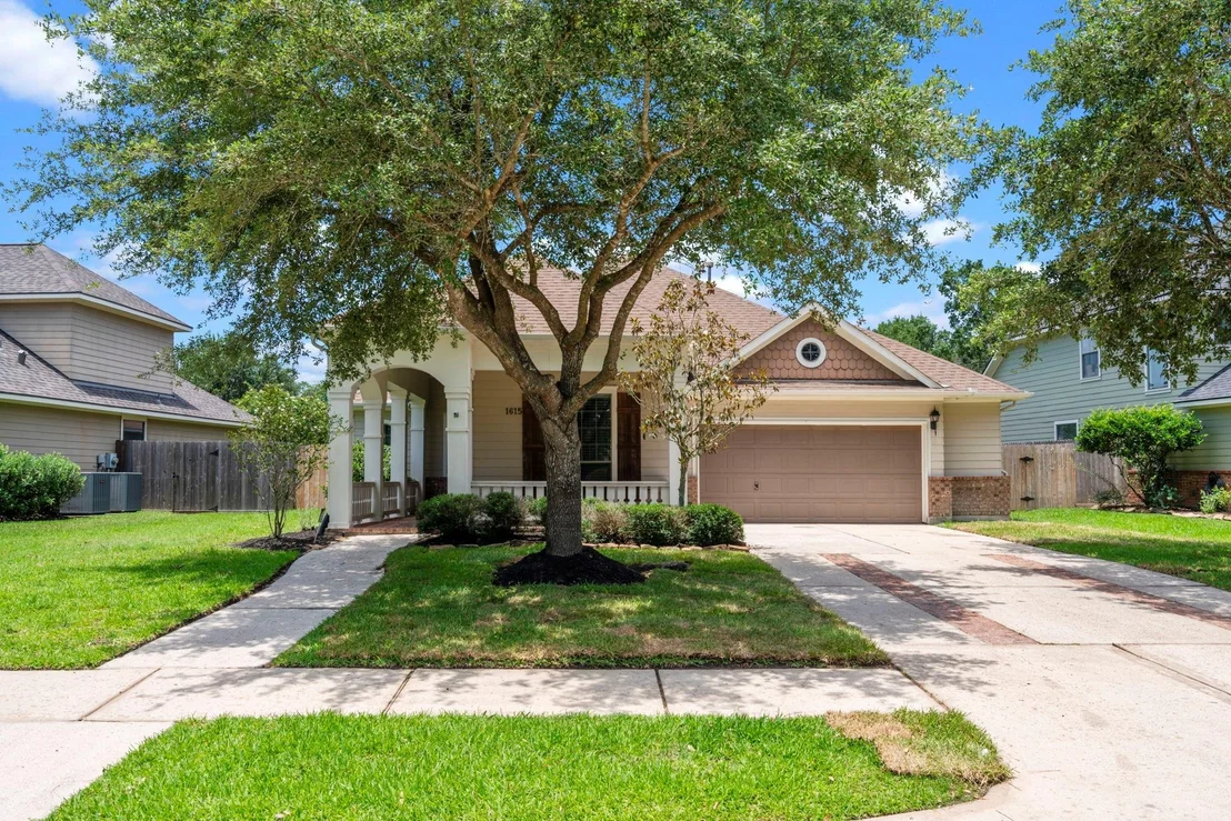 Photo of 1615 Claytons Bend Court