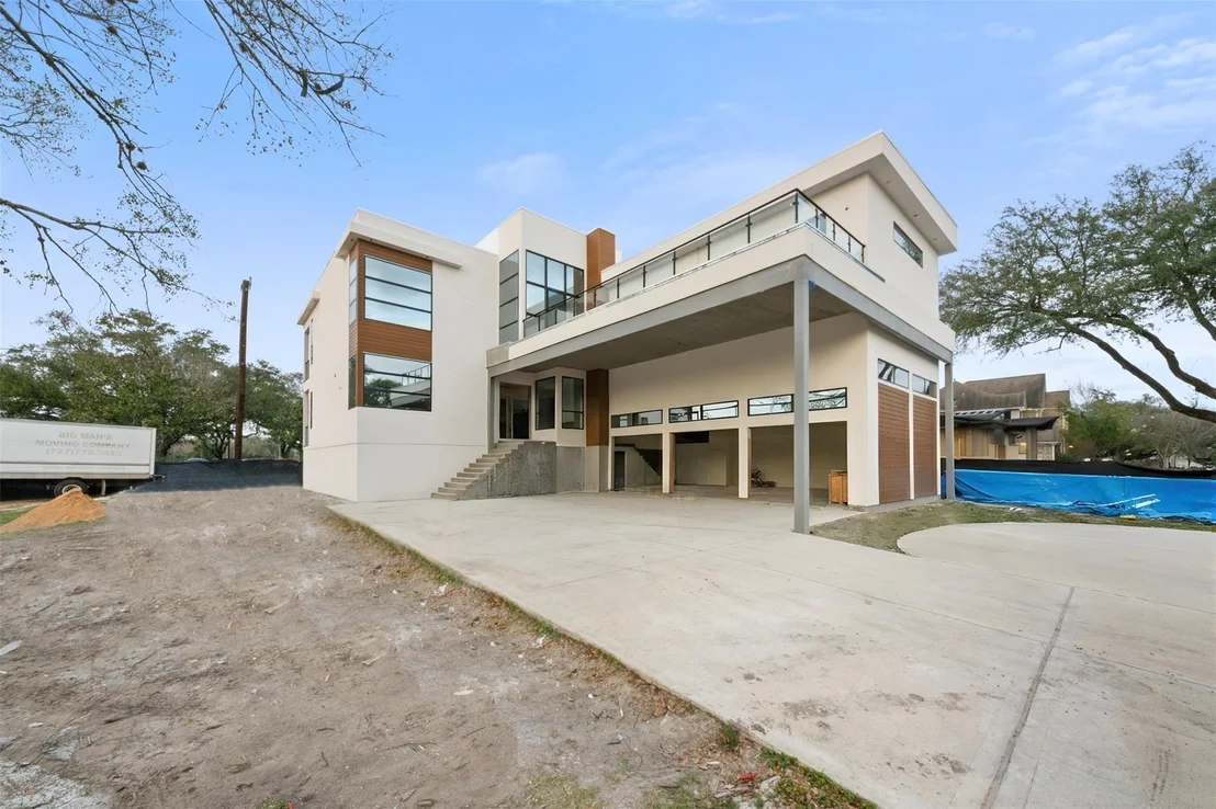 Photo of 5030 Braesheather Drive