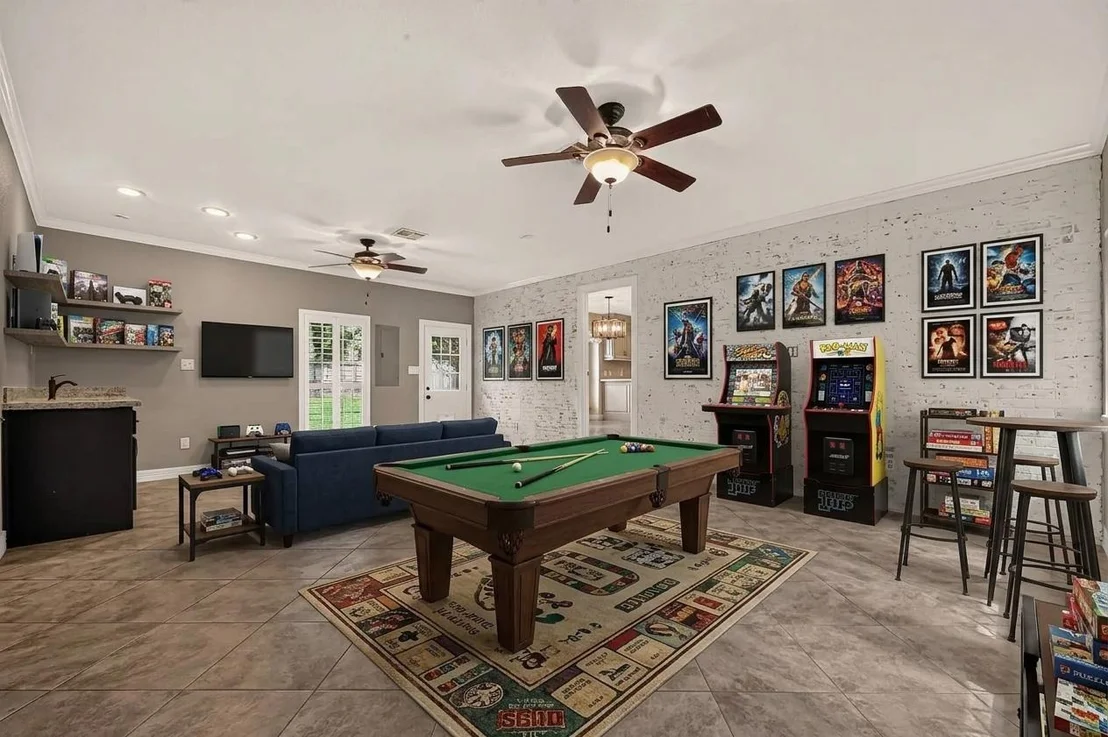 Photo of 1650 White Oak Creek Drive