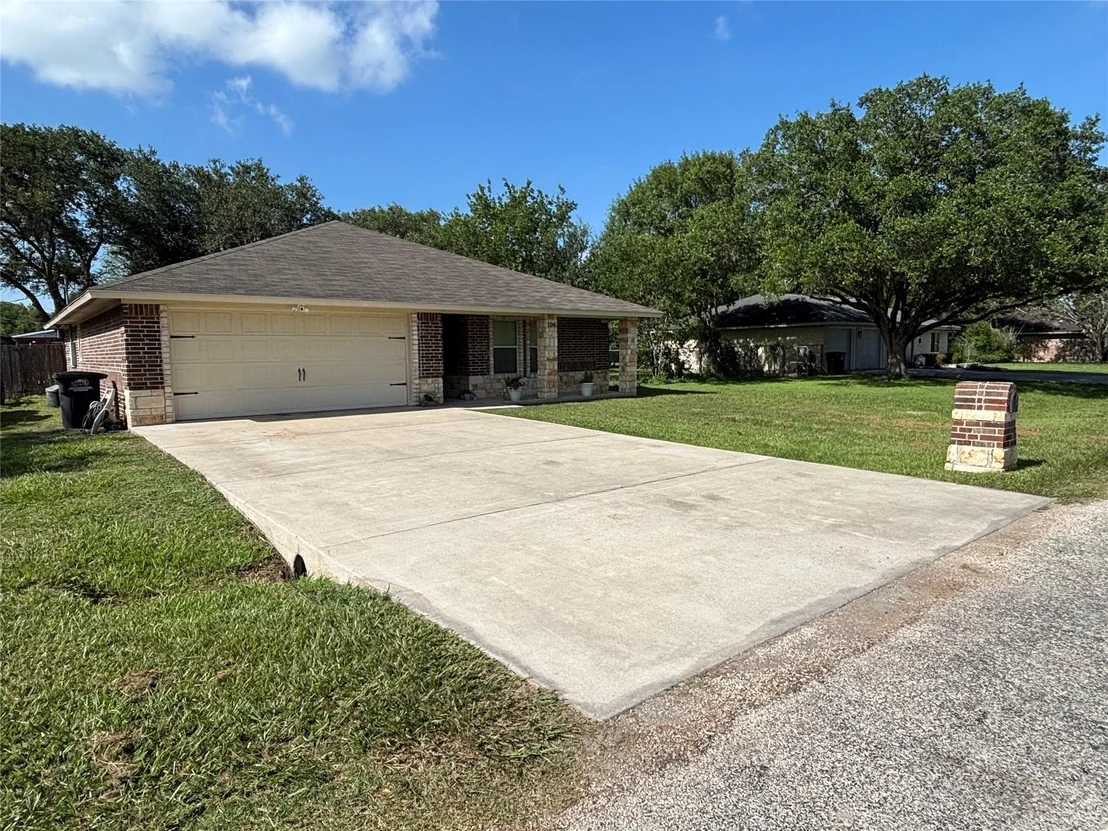 Photo of 106 Owl Road