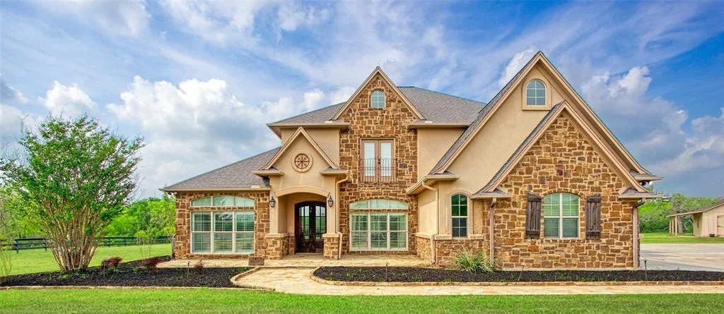 Photo of 5202 Cowan Road