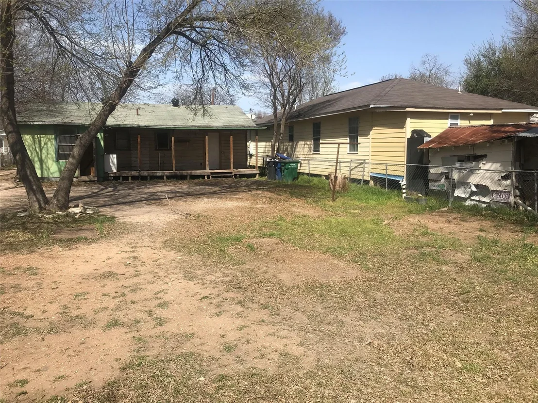 Photo of 614 Sunglo Drive