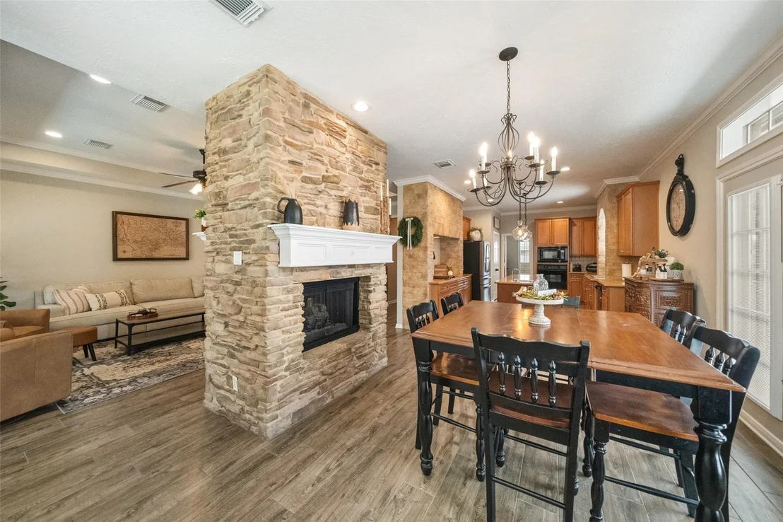 Photo of 5215 Samuels Drive