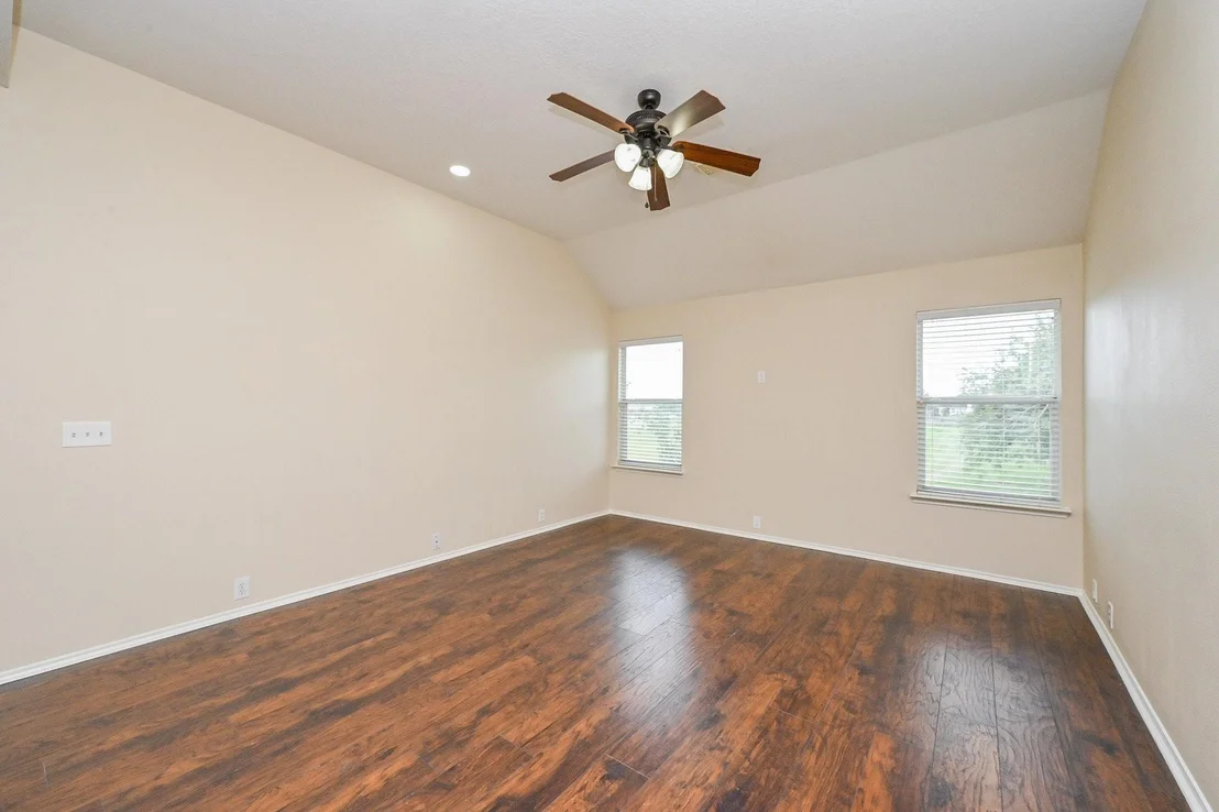 Photo of 11011 Glenora Drive