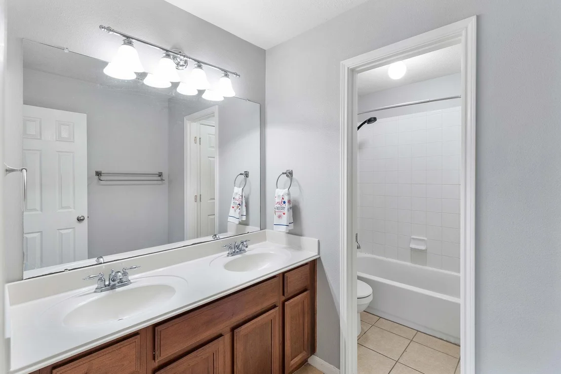 Photo of 7 Tartan Court