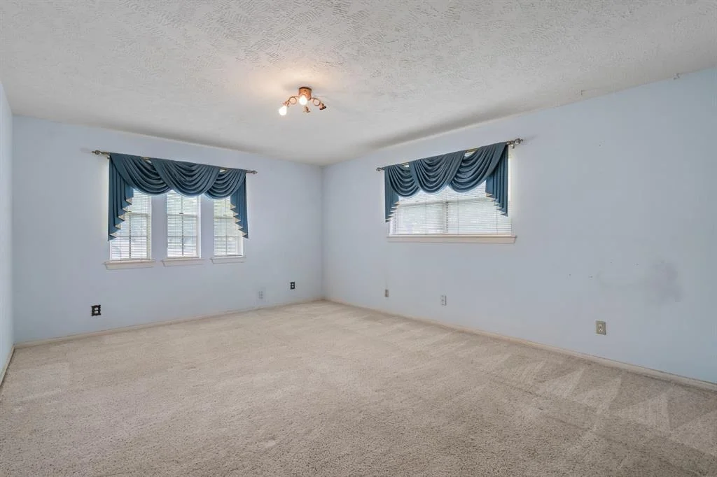 Photo of 28814 Enchanted Drive