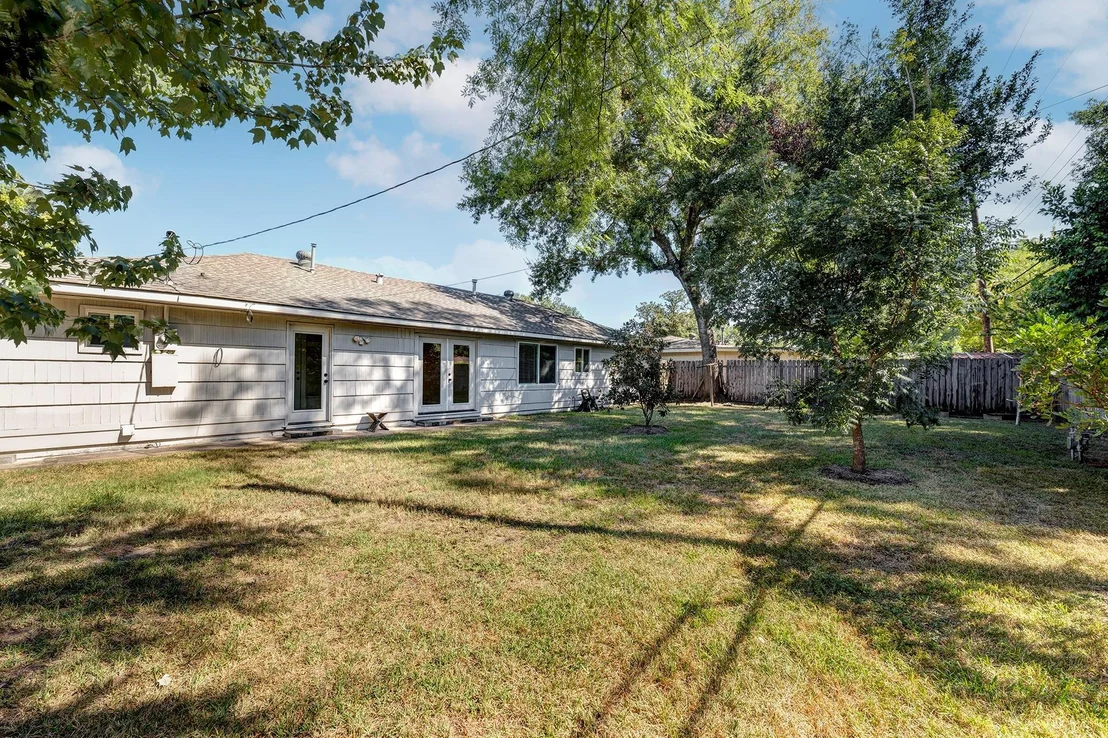 Photo of 9535 Vogue Lane