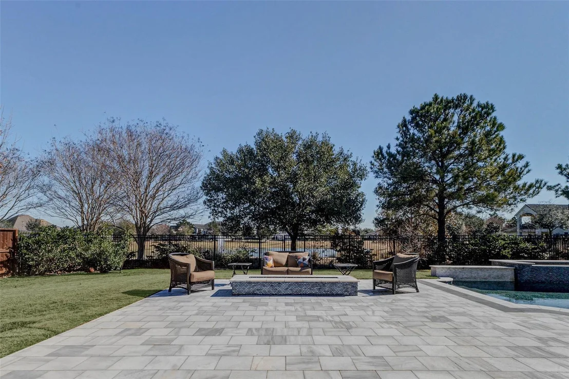 Photo of 2310 Legends Way