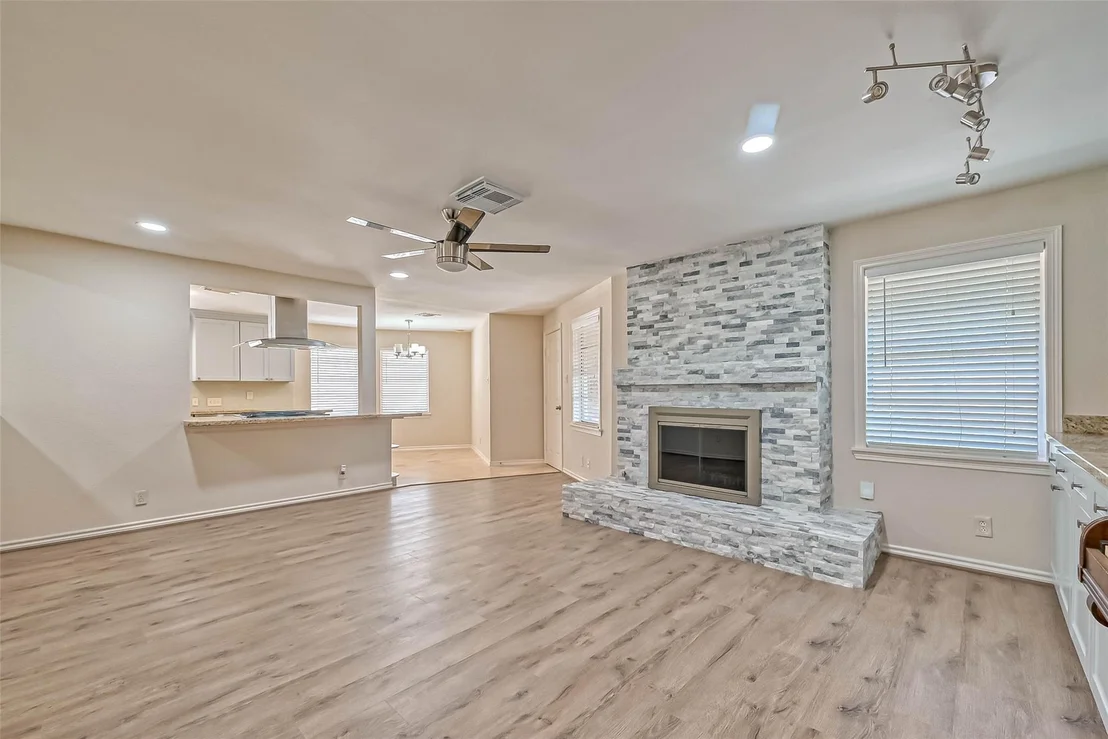 Photo of 9707 Kit Street