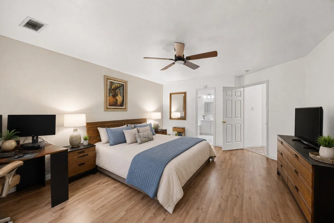 Photo of 202 W Misty Dawn Drive