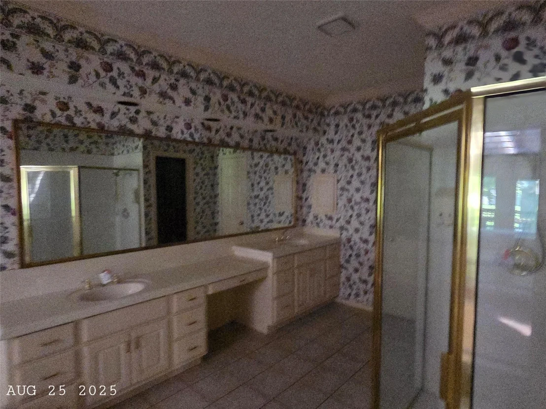 Photo of 34 N Copperknoll Circle