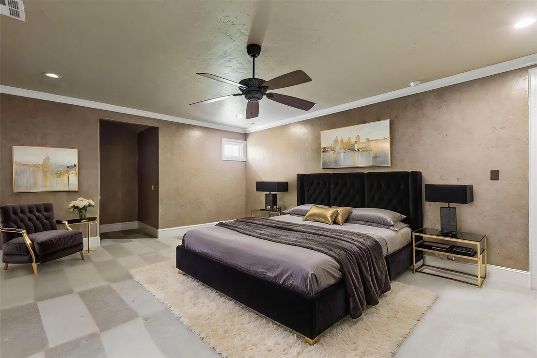 Photo of 27306 Owosso Court