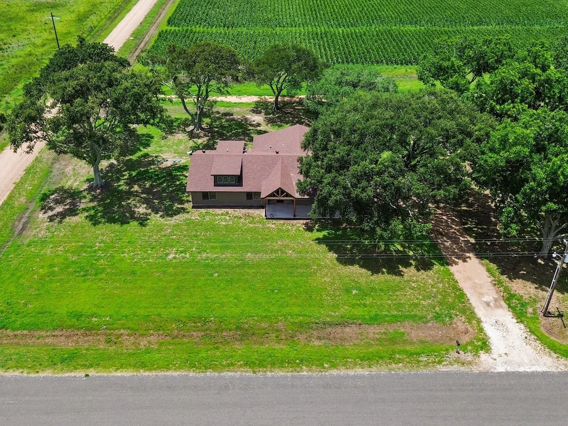 Photo of 3231 County Road 458
