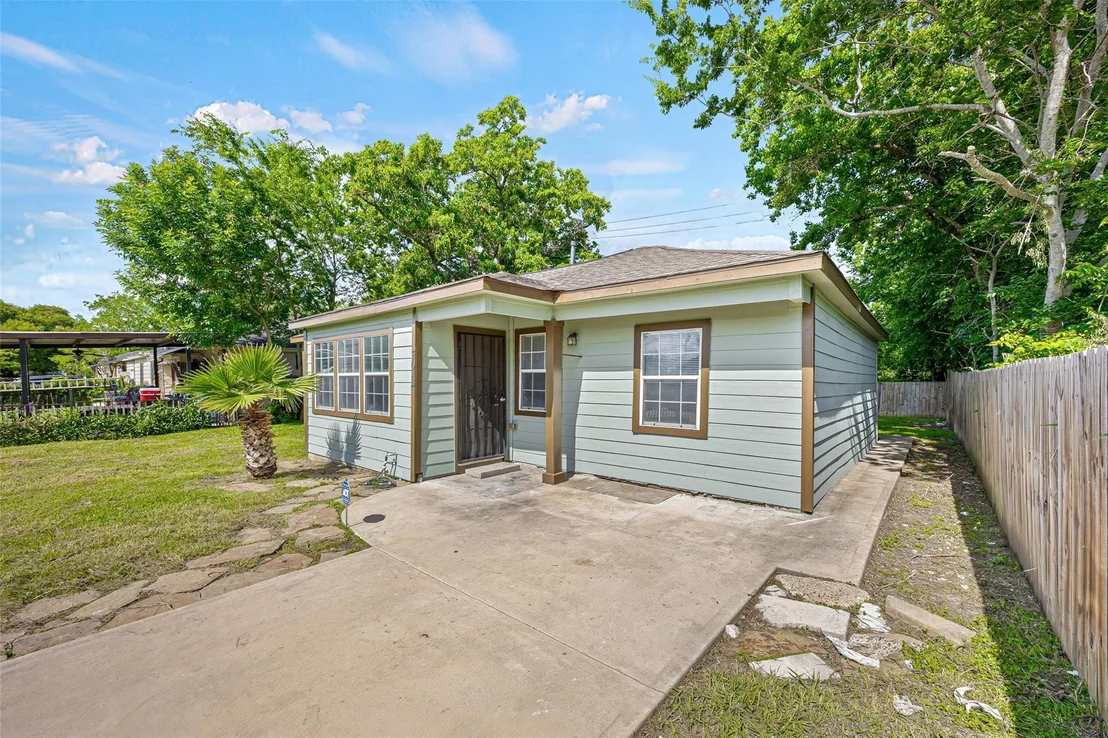 Photo of 7614 Darnay Dr Drive
