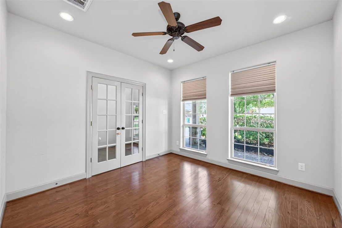Photo of 46 Tallgrass Way