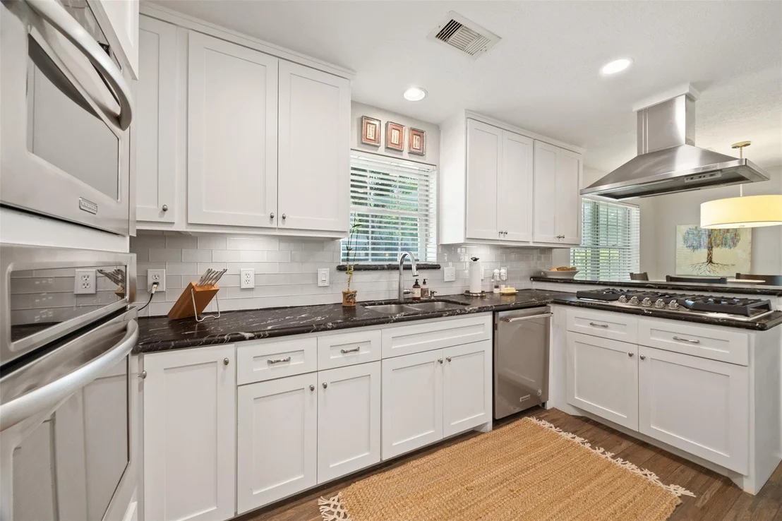 Photo of 971 Curtin Street