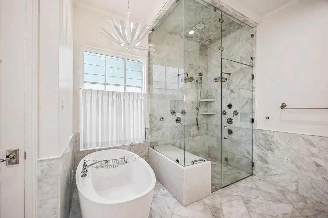 Photo of 3214 Sunset Boulevard