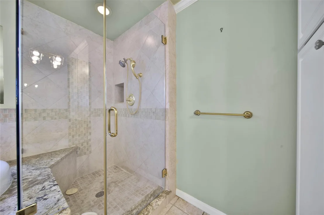 Photo of 1147 Thornton Road