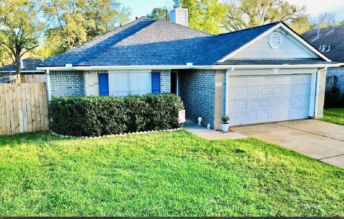 Photo of 3719 Nutwood Lane