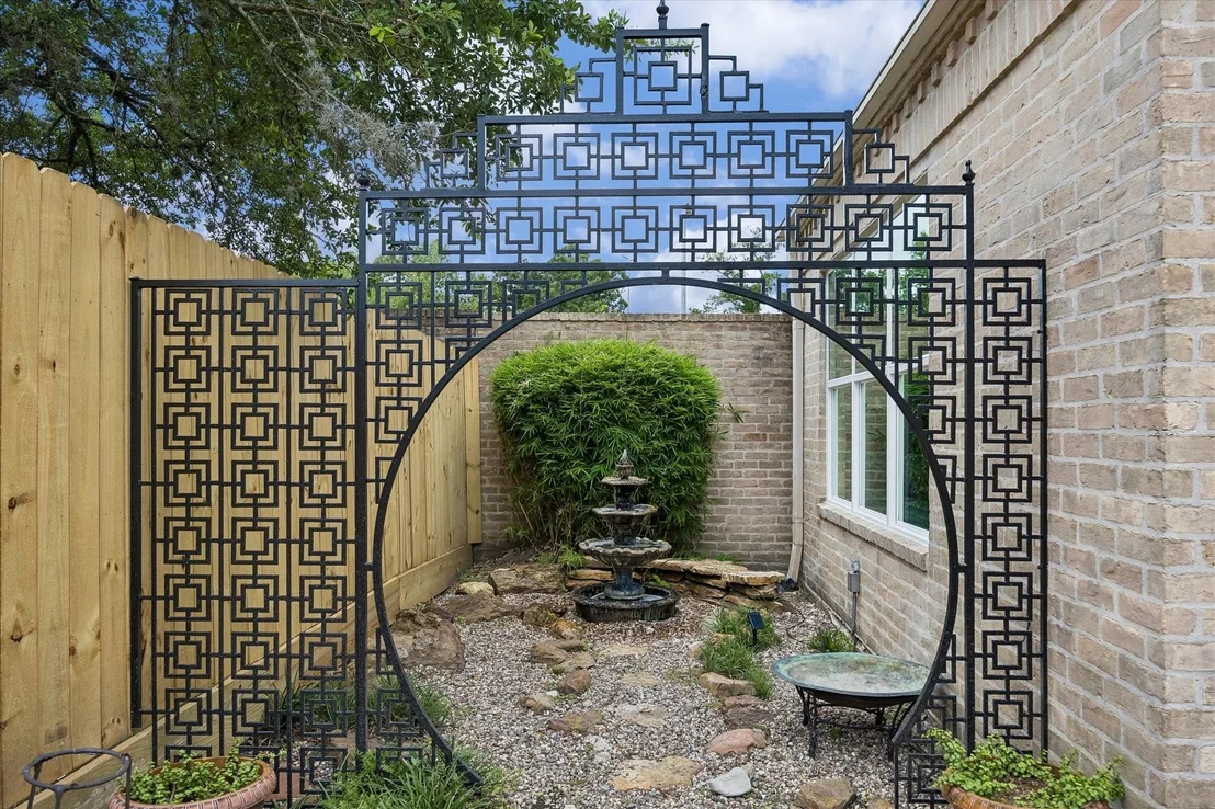 Photo of 306 Gessner Road