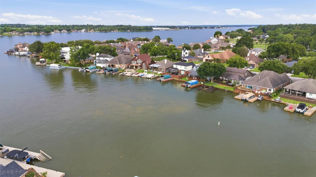 Photo of 13681 Lakeside Place Drive