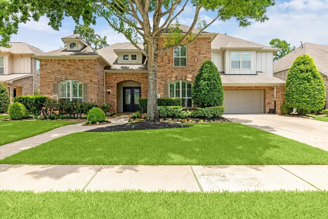 Photo of 2410 Hendricks Lakes Drive
