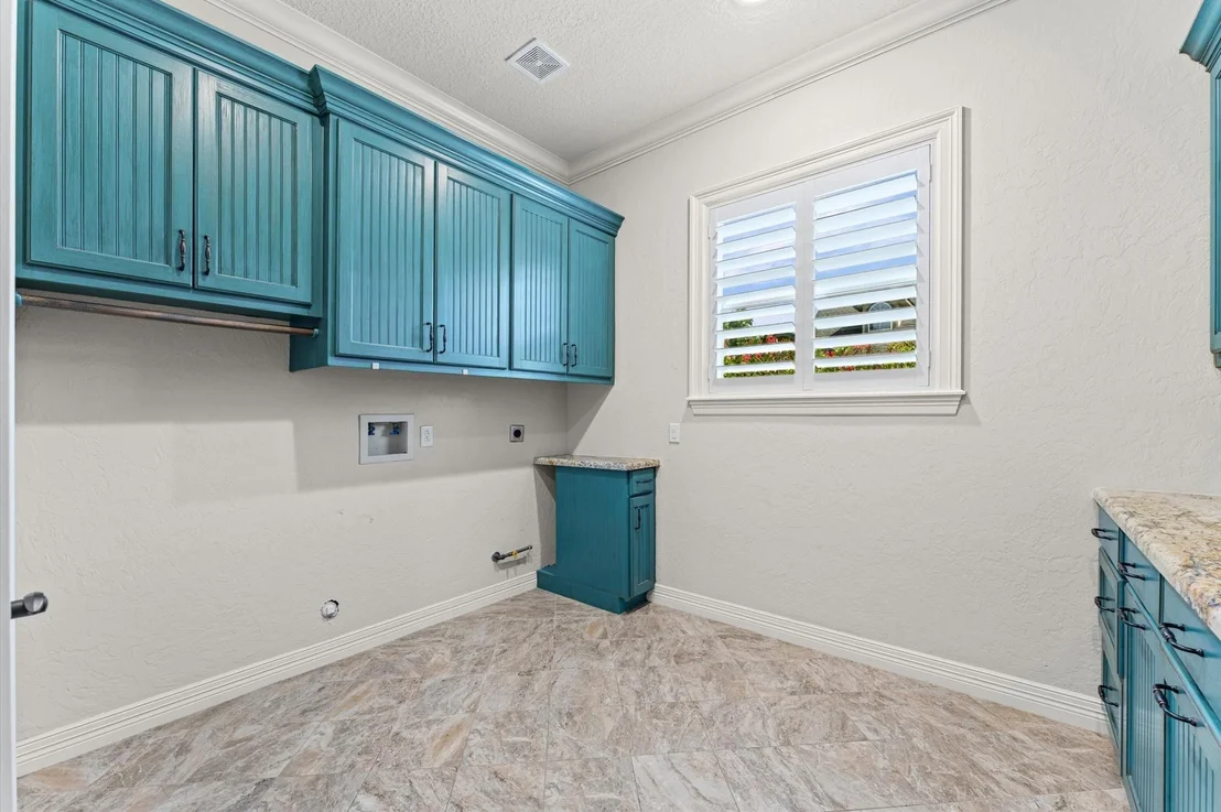 Photo of 727 Baker Drive