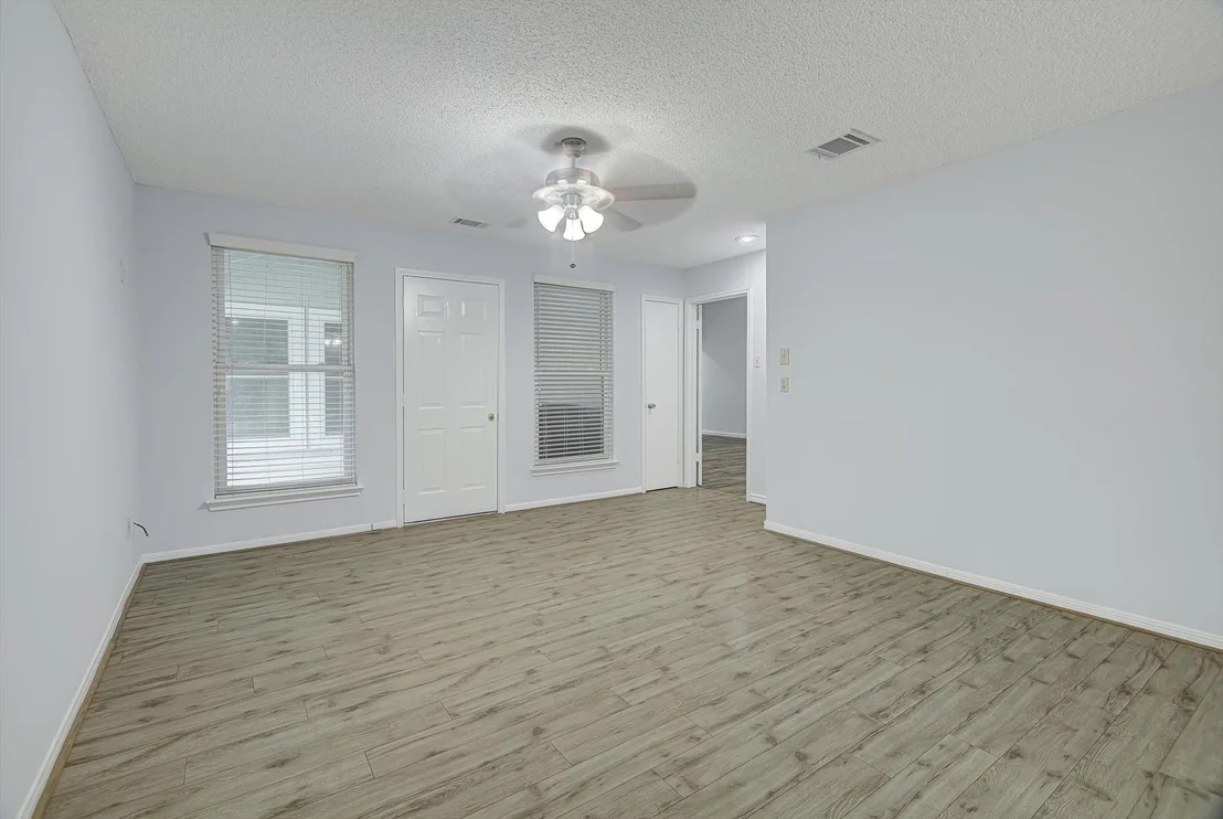 Photo of 17306 Huntersglen Circle