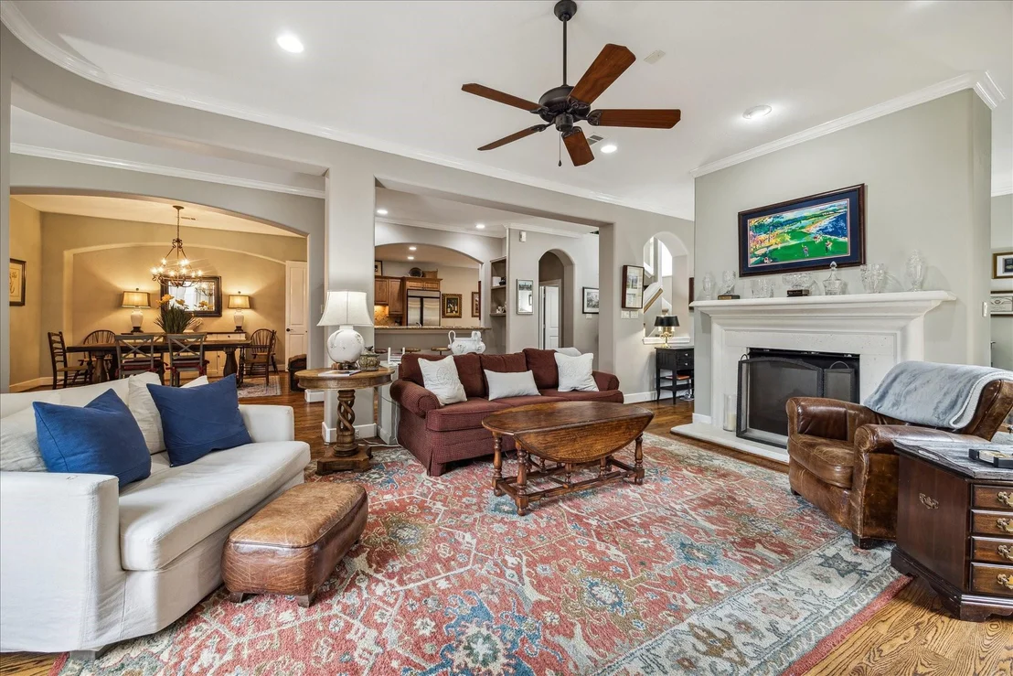Photo of 2727 Stuart Manor