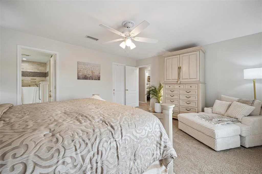 Photo of 1415 Mango Drive